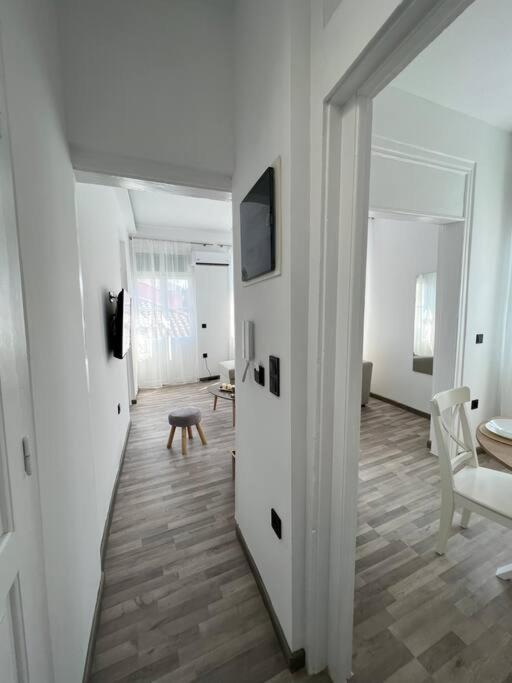 נאפפליו Bougainvillea Apartments 2 מראה חיצוני תמונה